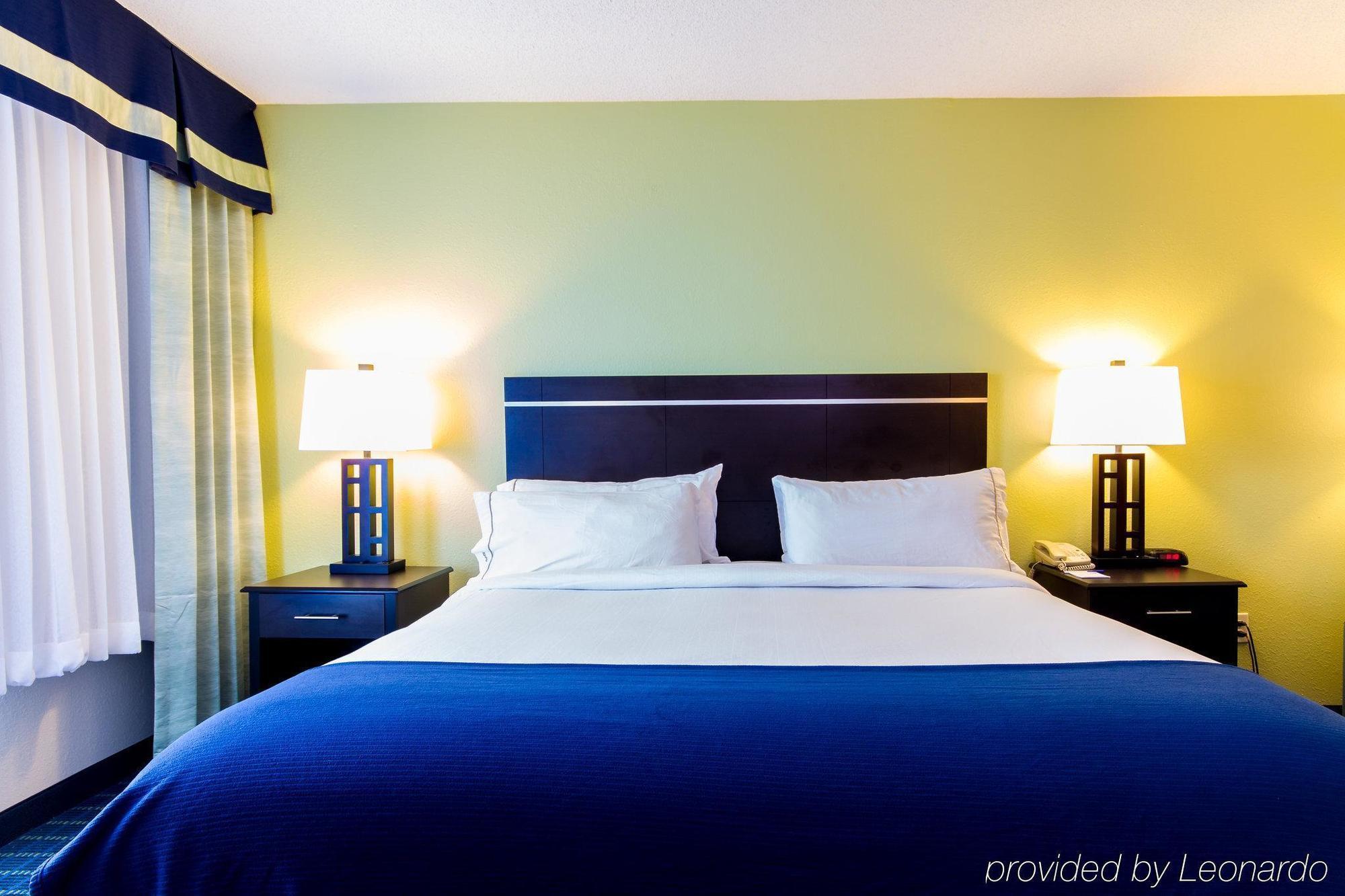 Holiday Inn Express Hotel & Suites Montgomery Boyd-Cooper Parkway By Ihg Ngoại thất bức ảnh
