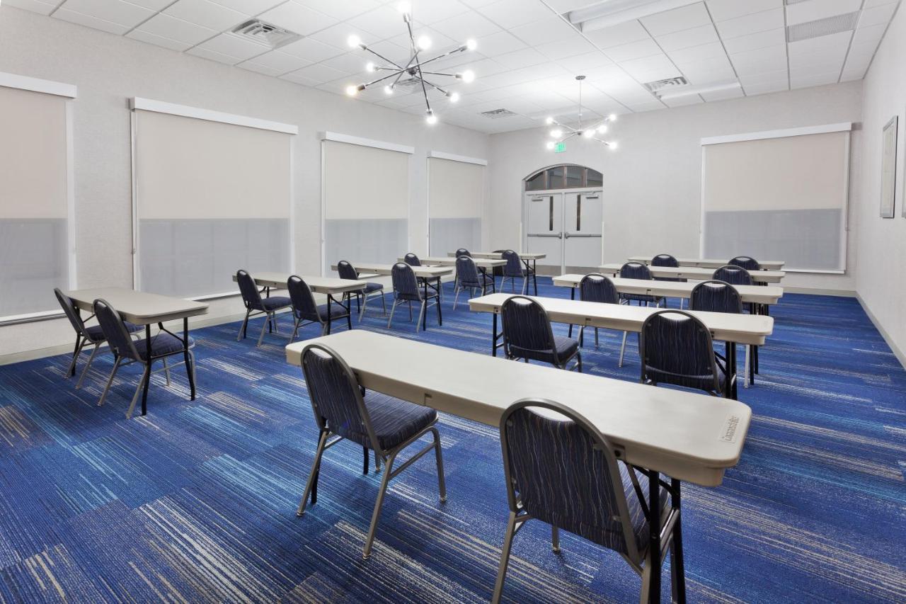 Holiday Inn Express Hotel & Suites Montgomery Boyd-Cooper Parkway By Ihg Ngoại thất bức ảnh
