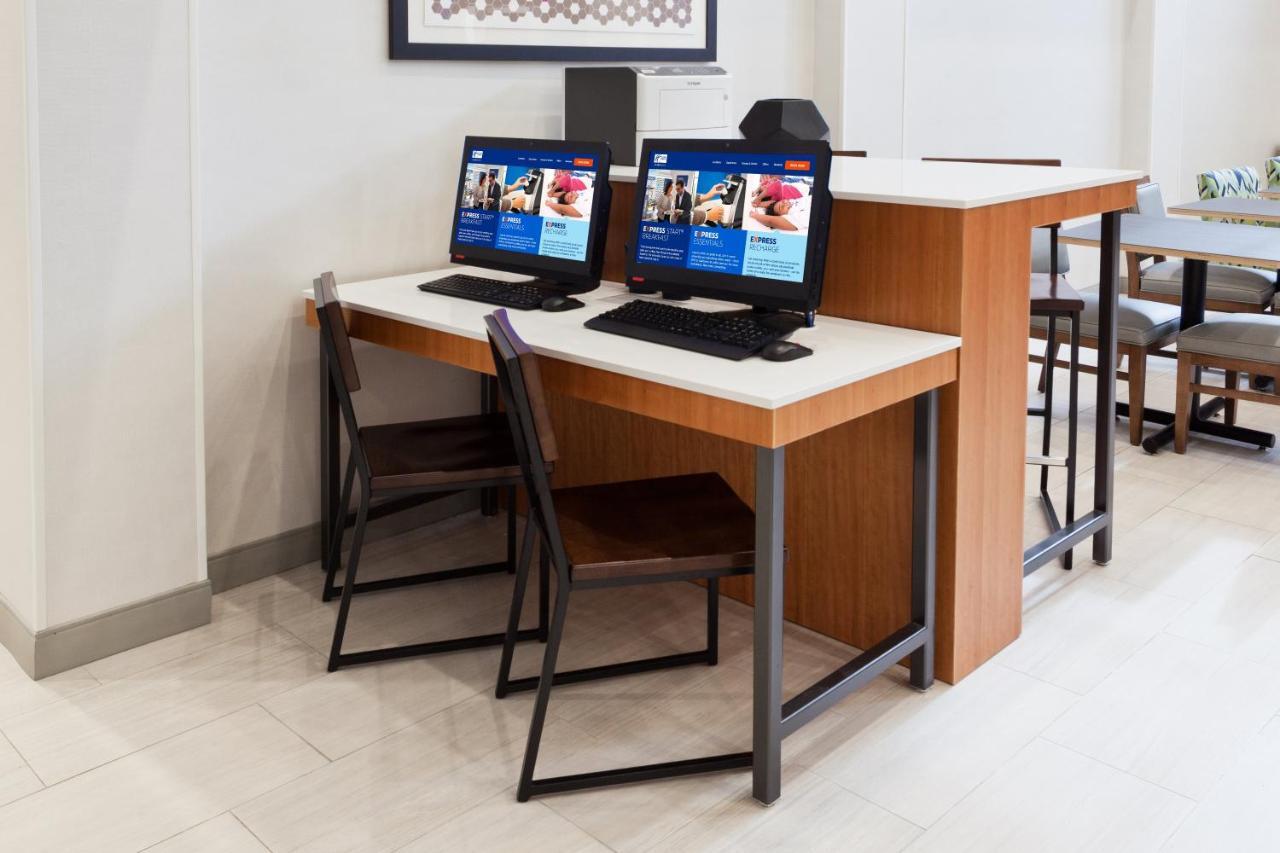 Holiday Inn Express Hotel & Suites Montgomery Boyd-Cooper Parkway By Ihg Ngoại thất bức ảnh