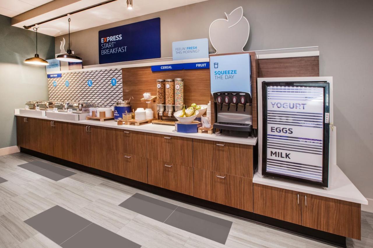 Holiday Inn Express Hotel & Suites Montgomery Boyd-Cooper Parkway By Ihg Ngoại thất bức ảnh